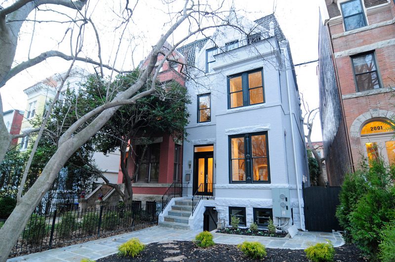Renting vs Buying in the DMV Area: A Guide to Real Estate Decisions